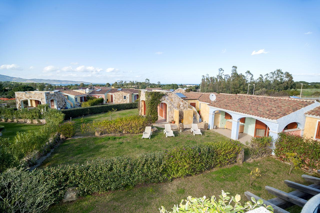 I Villini Di Baia Sant'Anna Daire Budoni Dış mekan fotoğraf